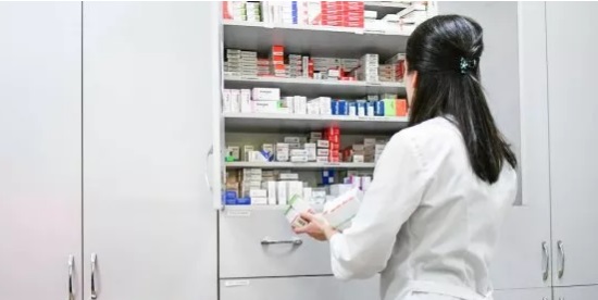 Продажи препаратов против избыточного веса в Петербурге выросли в два раза